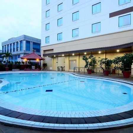 Grand Cempaka Business Hotel Giacarta Esterno foto
