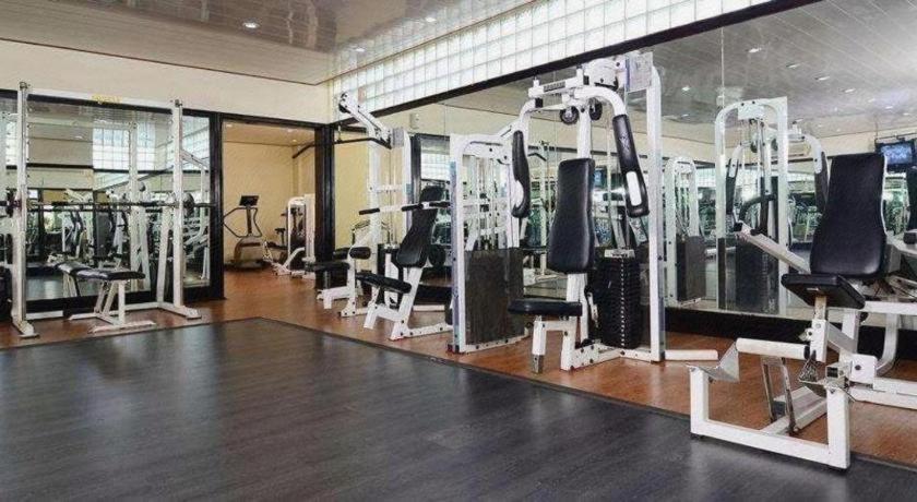 Grand Cempaka Business Hotel Giacarta Esterno foto
